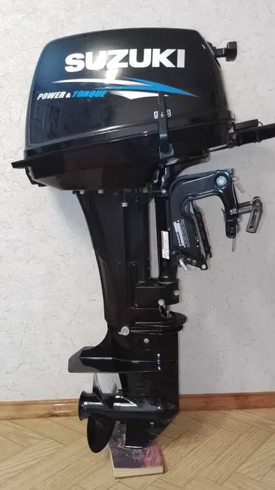 2х-тактный лодочный мотор SUZUKI DT15AS Б/У в Тюмени