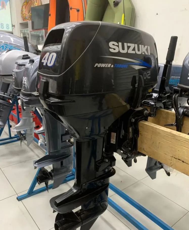 2х-тактный лодочный мотор SUZUKI DT40WS Б/У в Мозыря
