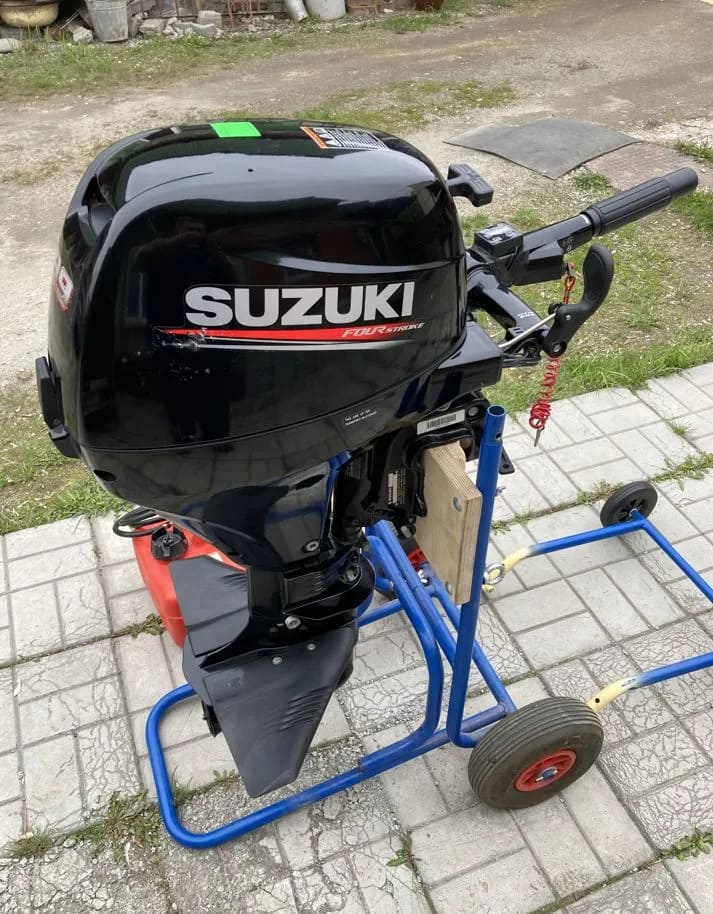 4х-тактный лодочный мотор SUZUKI DF9.9AS Б/У в Новосибирске
