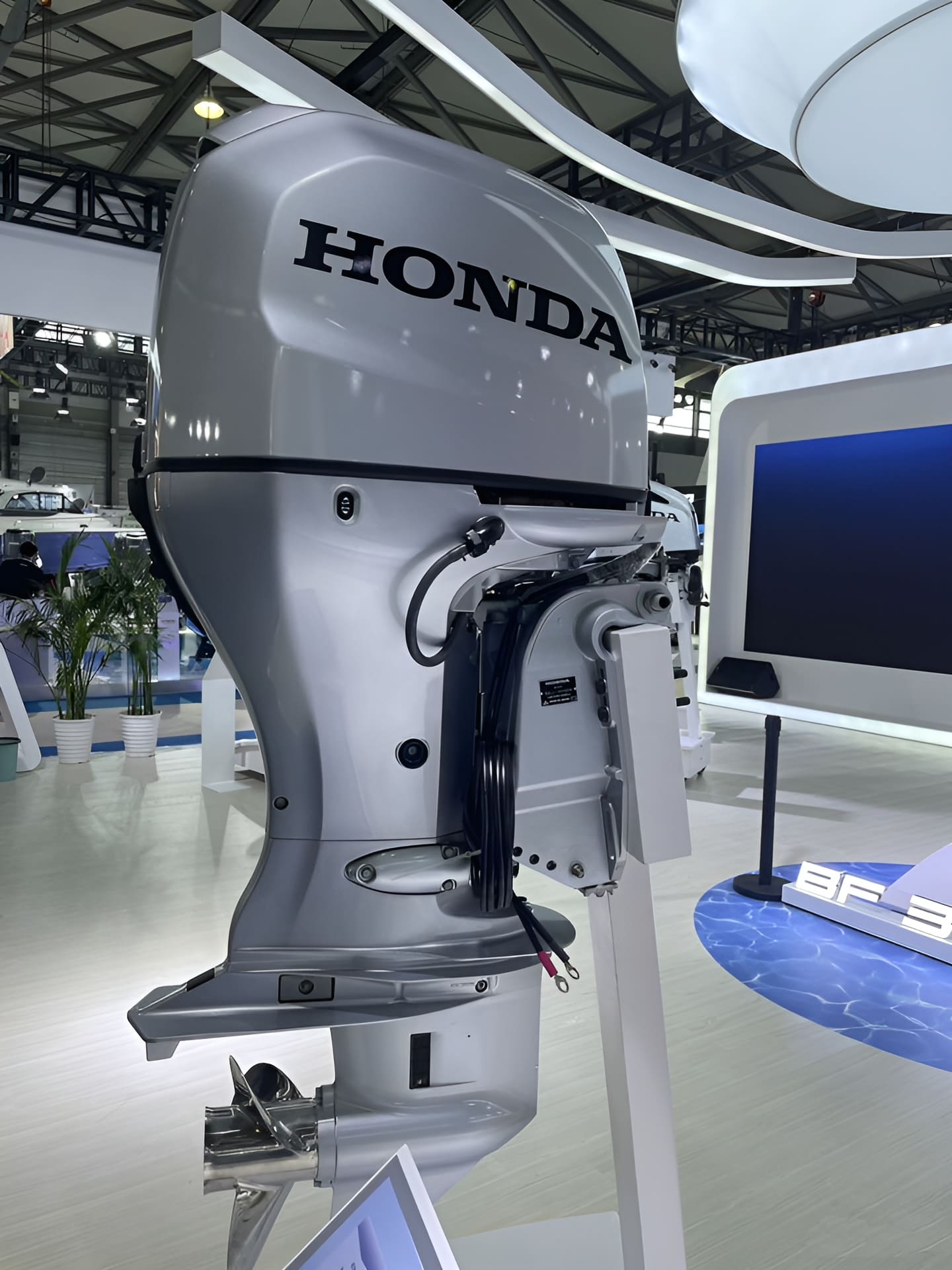 4x-тактный лодочный мотор HONDA BF90DK5 LRTD Б/У в Новосибирске