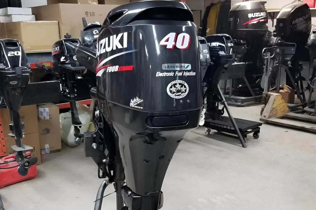 4x-тактный лодочный мотор SUZUKI DF40АTL Б/У в Уфе
